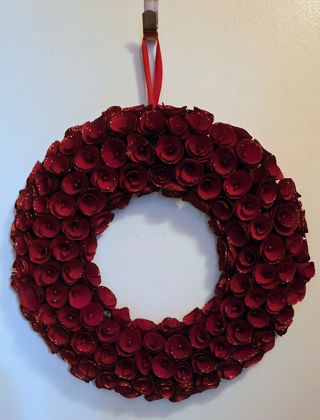 Red Roses Wood Wreath