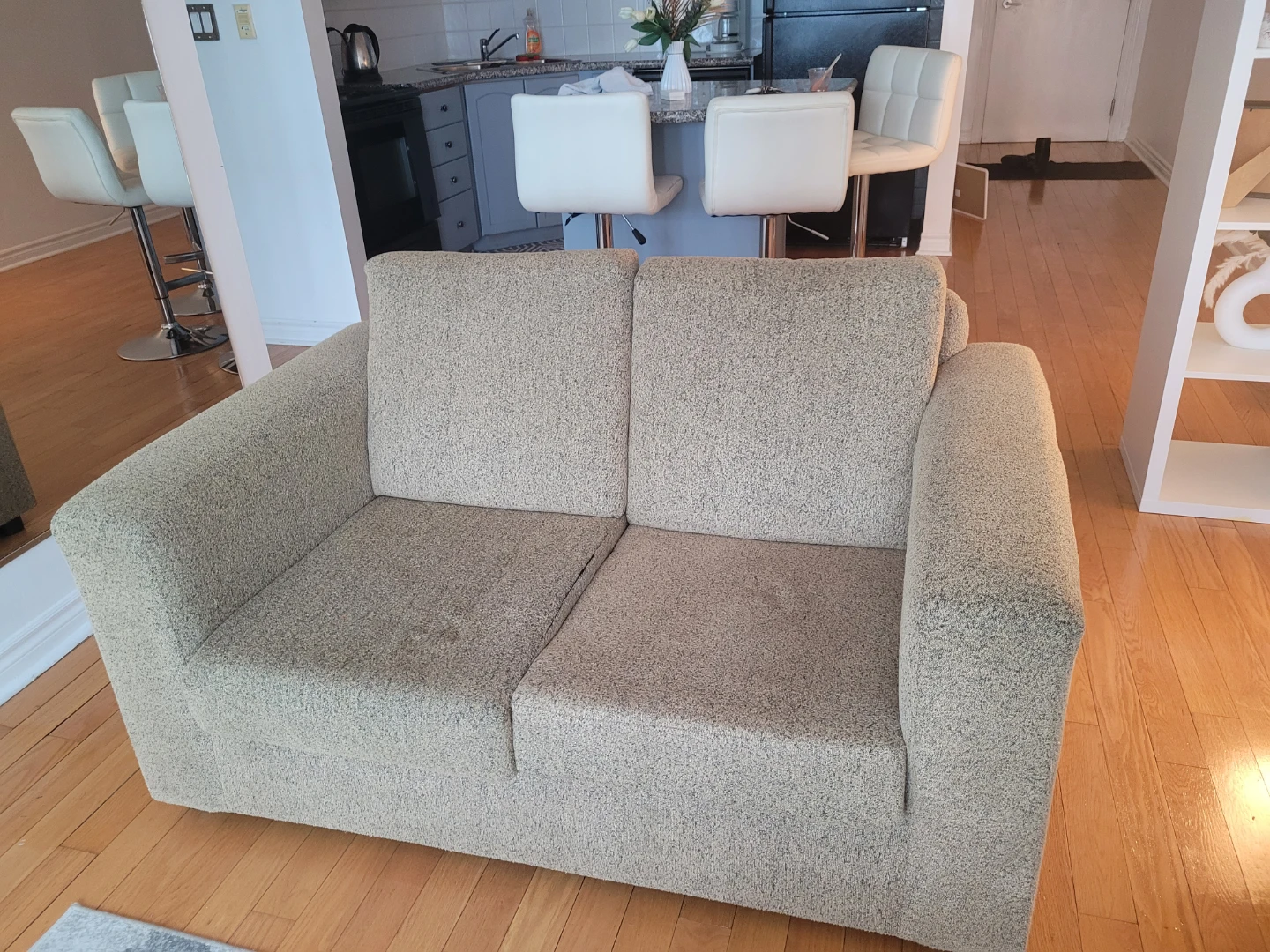 Two-seater sofa - photo 2