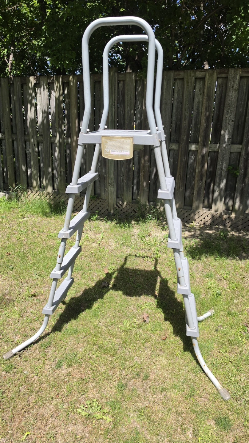 Pool Ladder
