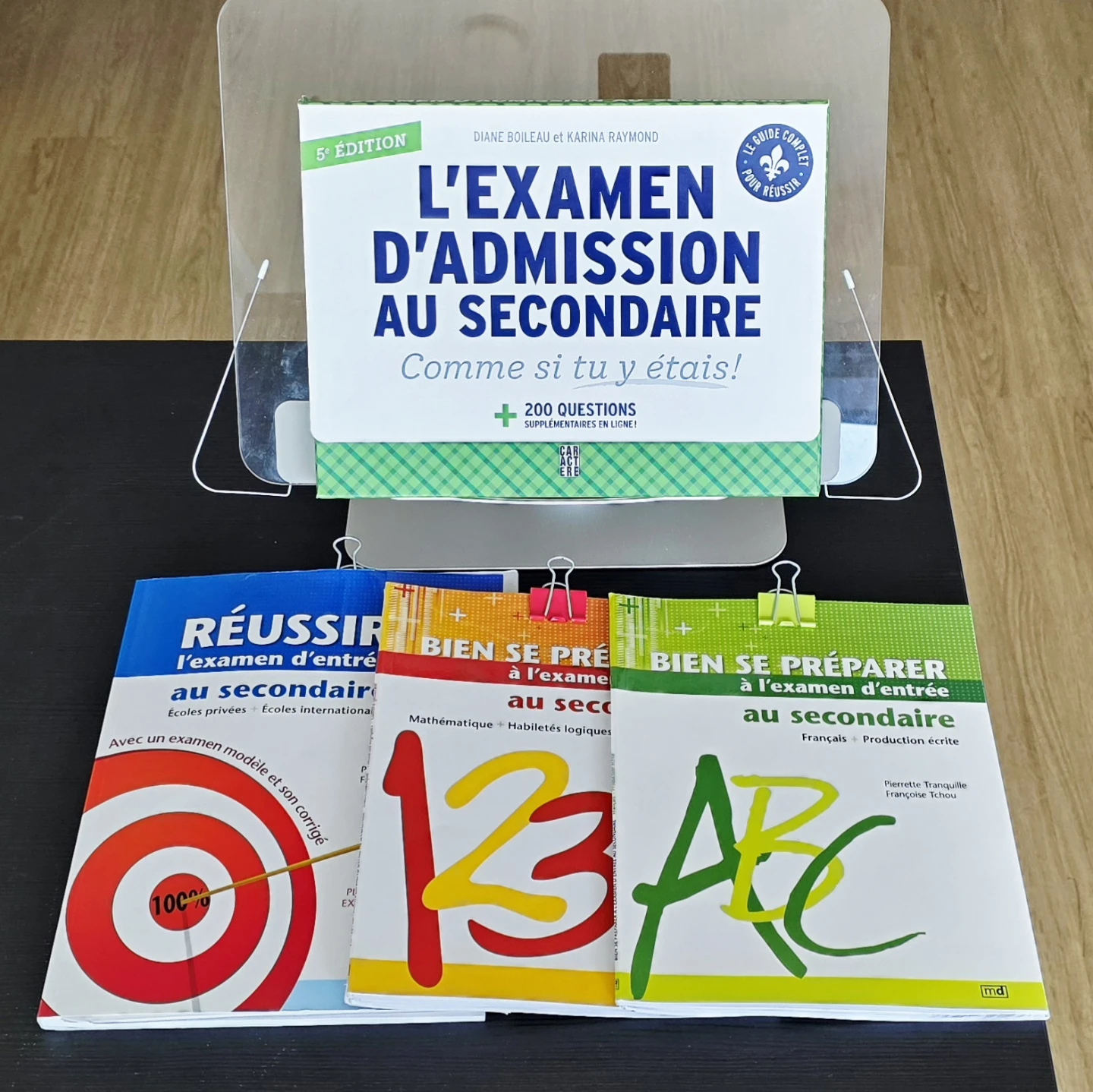 Entrance Exam Prep Books / Préparation à l'examen d'admission