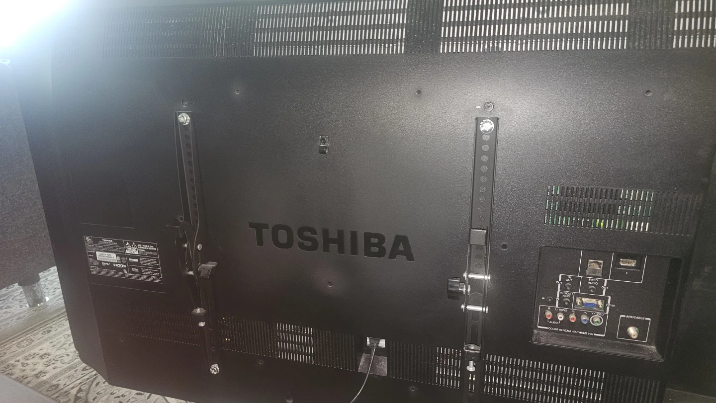 Toshiba L4300 TV - photo 3