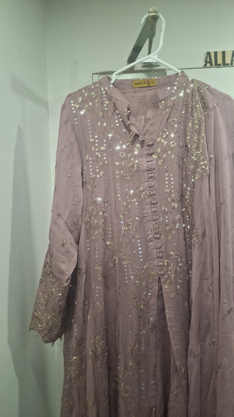 Rafia Sequined Pakistani long maxi - photo 2