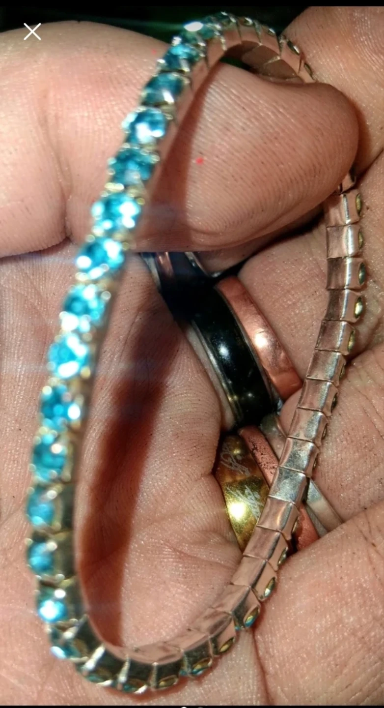 4 Stackable Rhinestone Bracelets - photo 3