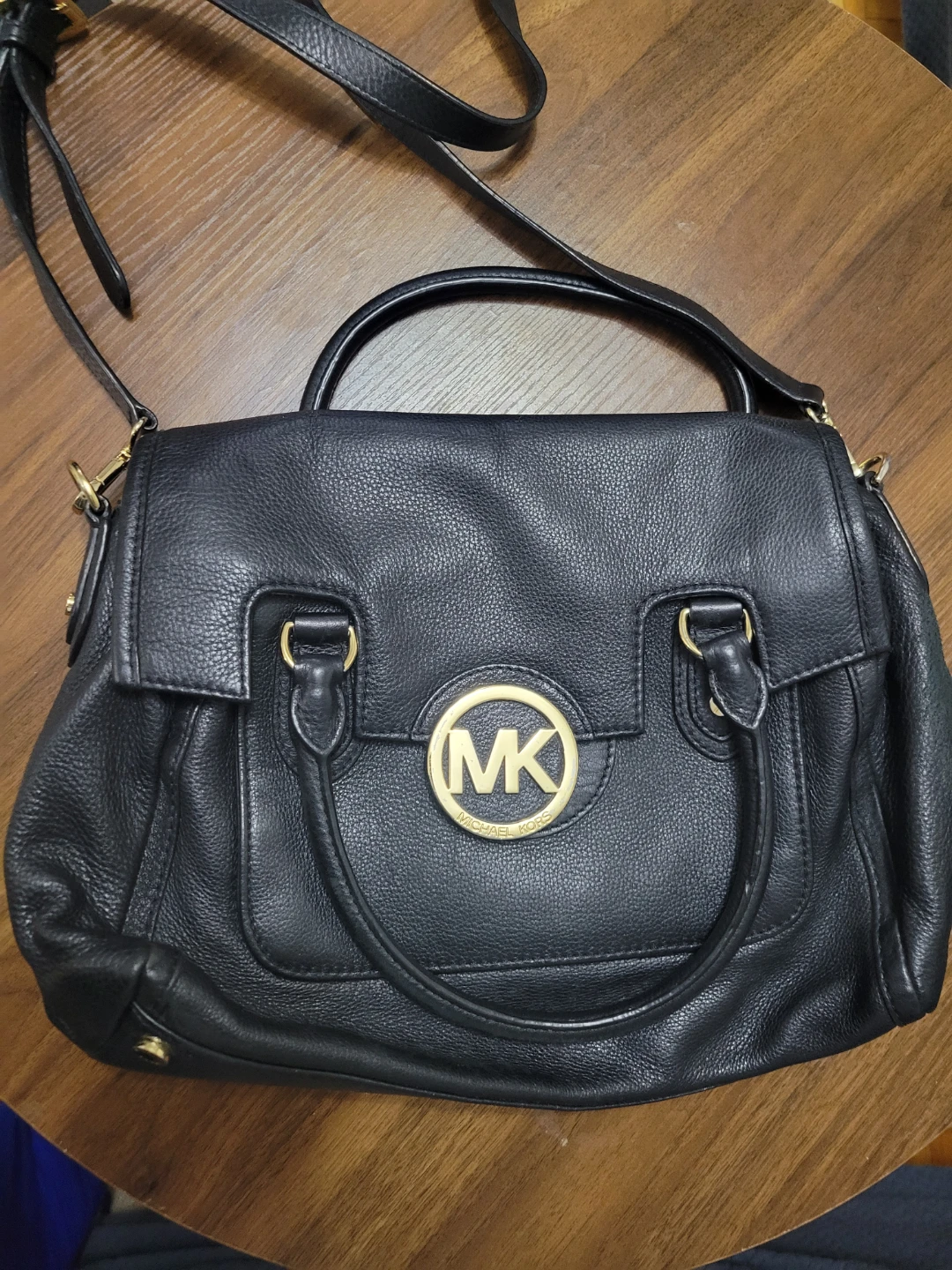 Michael kors purse