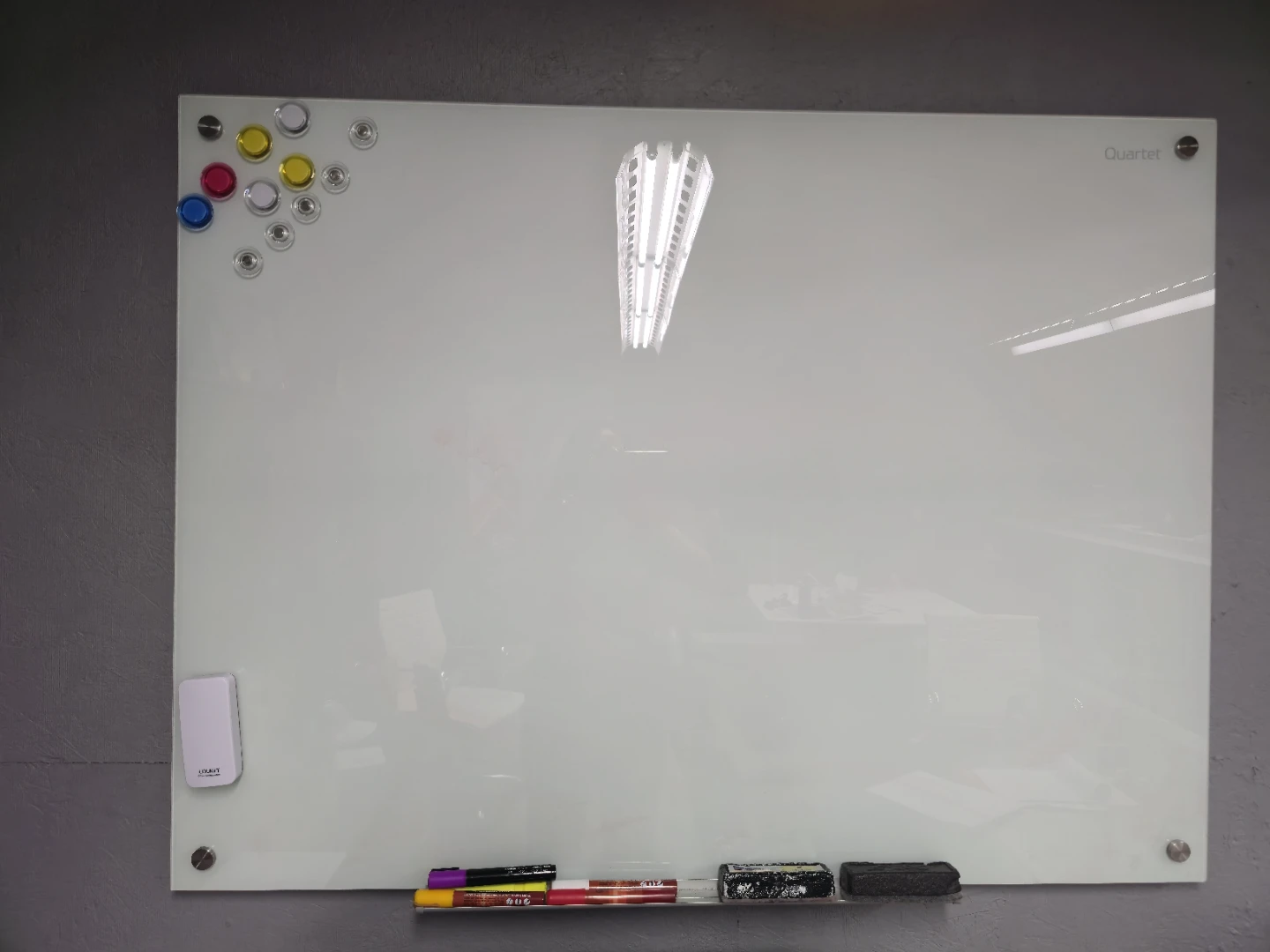 Quartet Glass Whiteboard with Accessories - photo 2