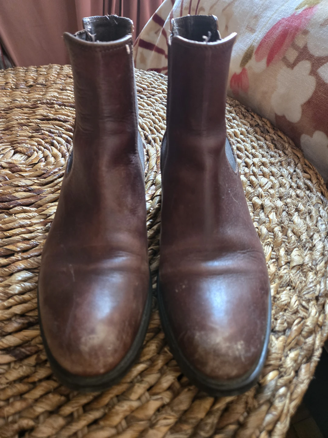 Brown Leather Chelsea Boots - photo 3