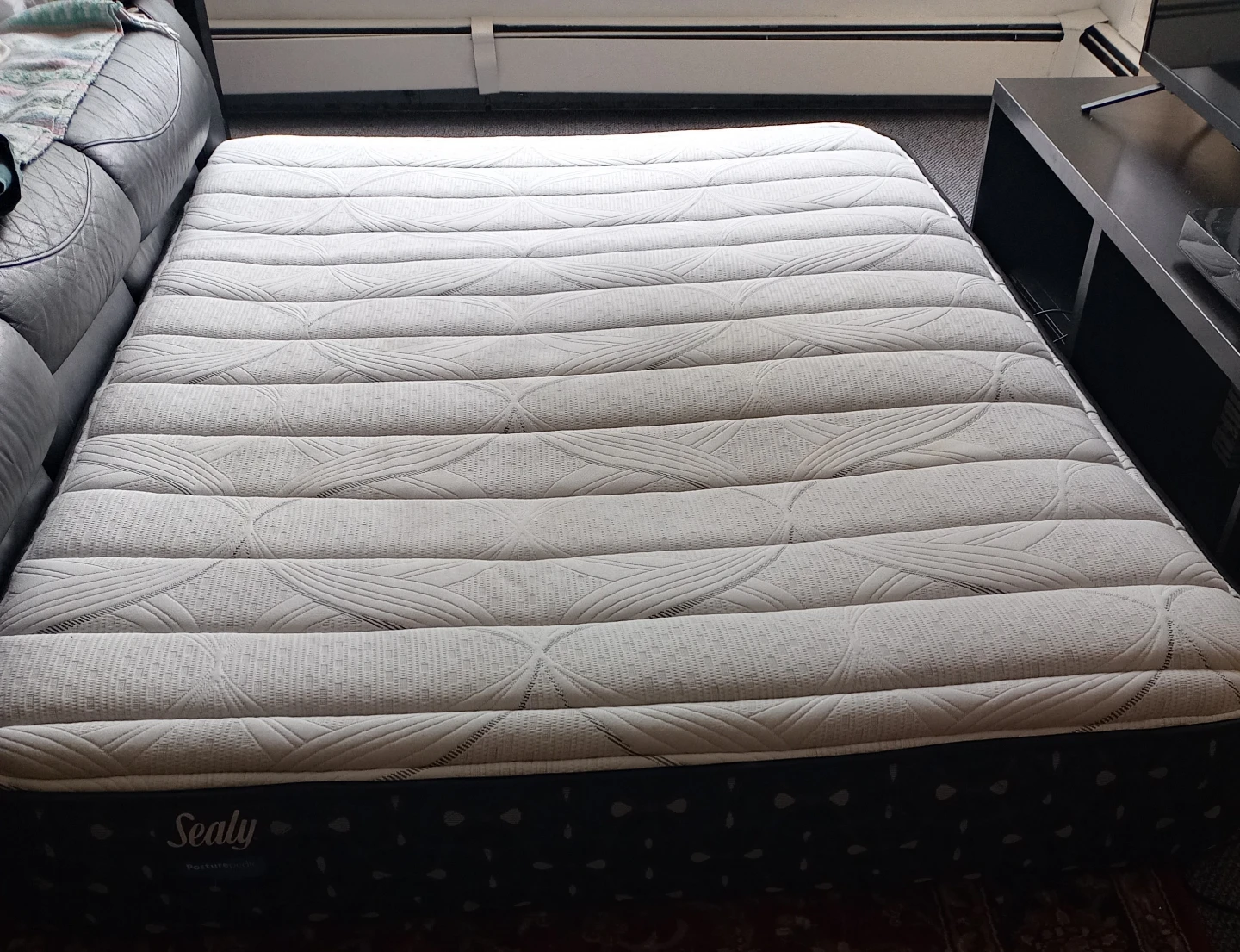 Sealy Posturepedic Mattress - photo 3