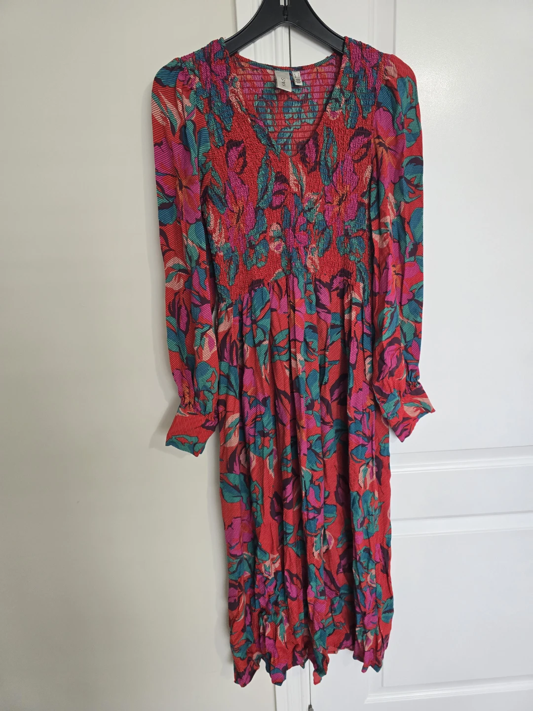 Vintage Floral Smocked Midi Dress - photo 2