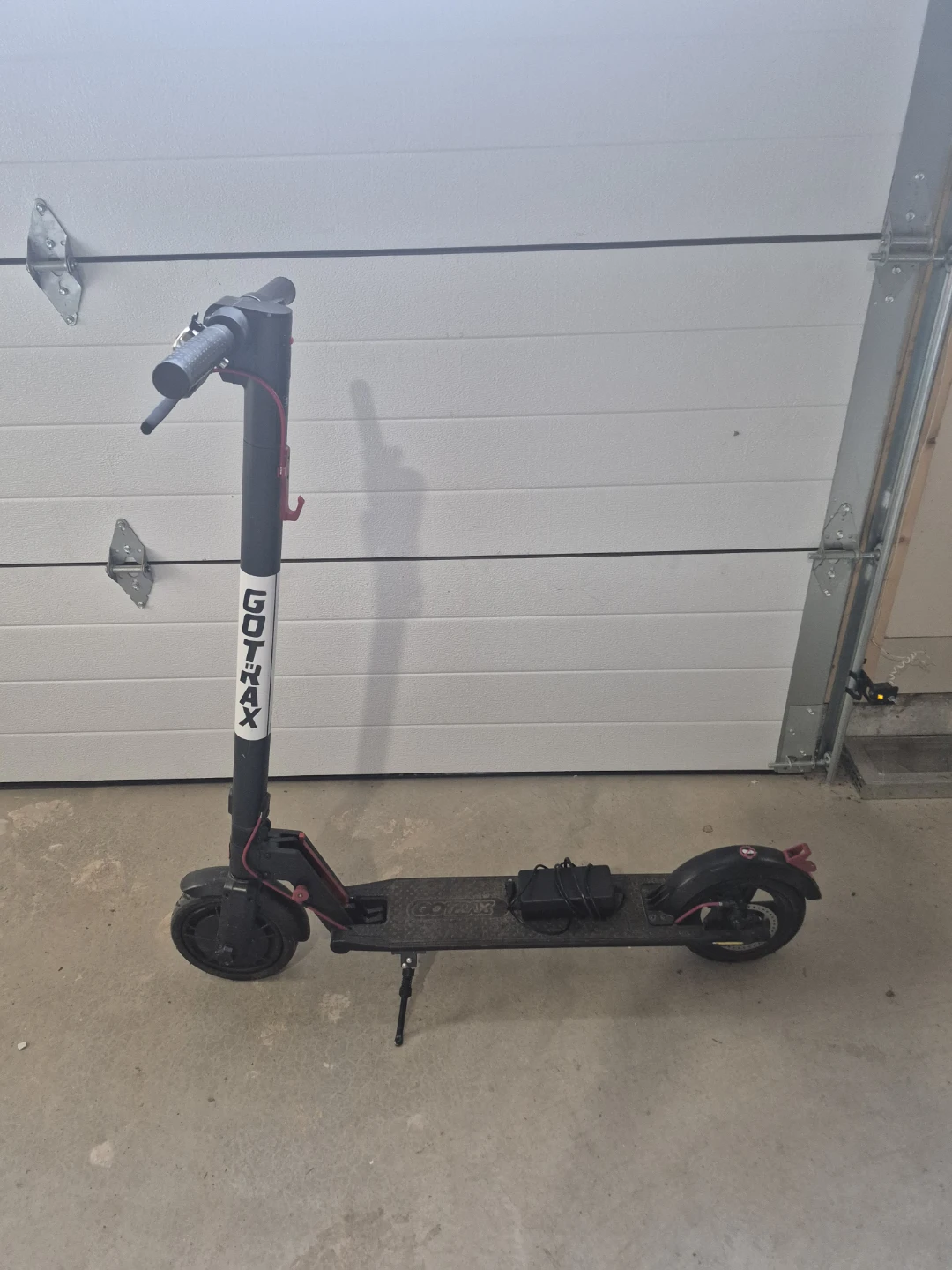 GOTRAX Electric Scooter - photo 2