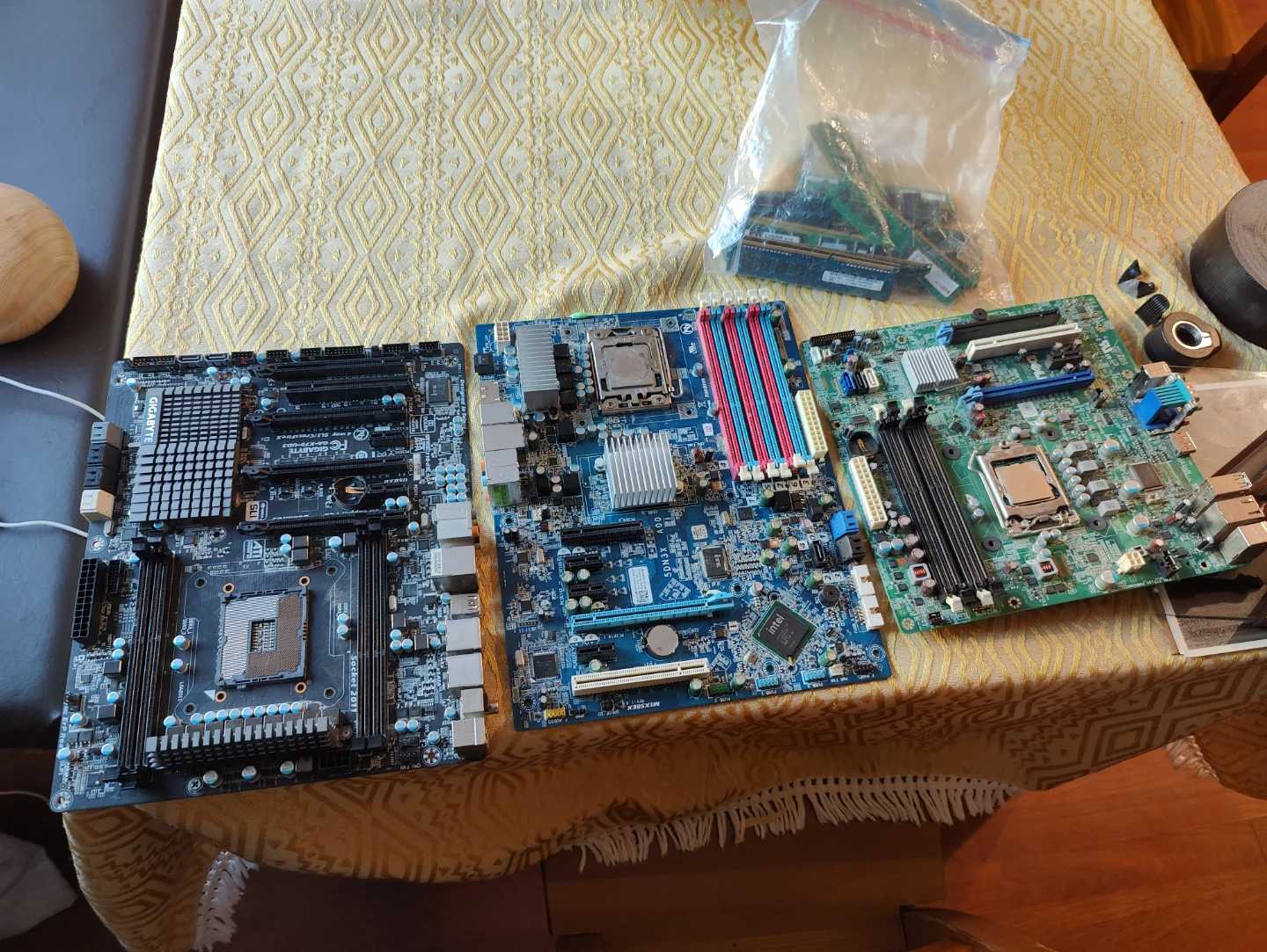 2011 socket  xeon and i5 3450