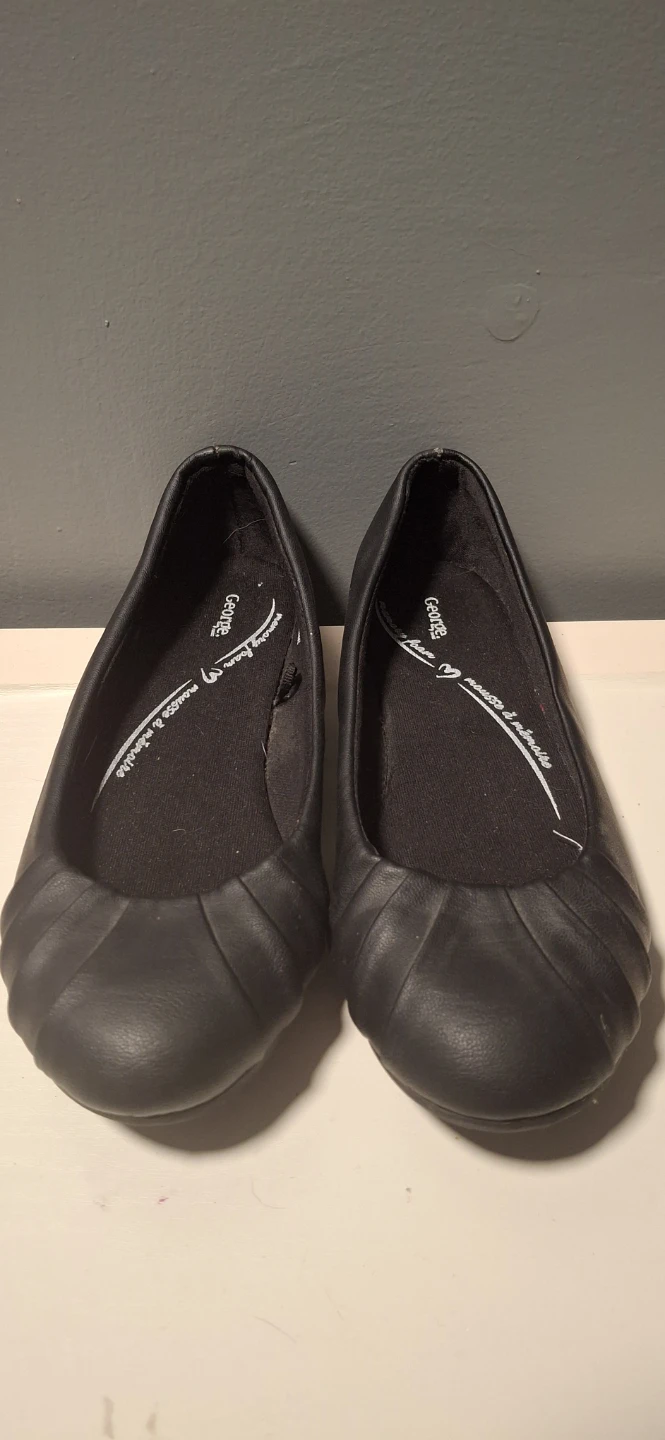 George Black Ballet Flats - Size 6