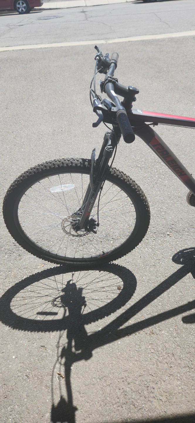 Raleigh 18 sp bike