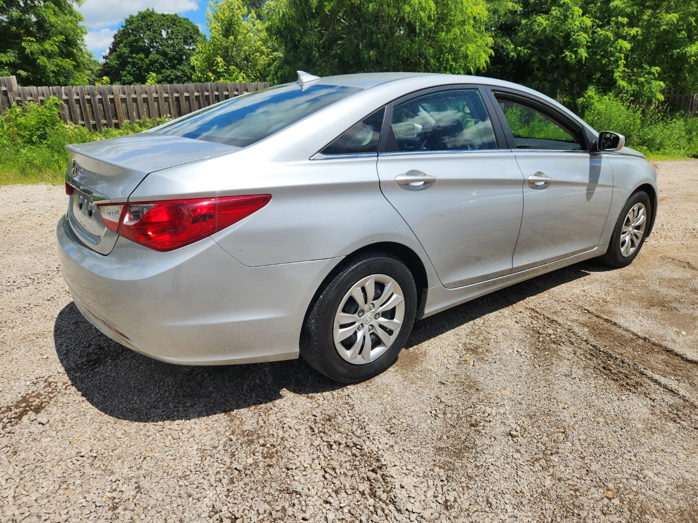 Silver Hyundai Sonata Sedan - photo 3
