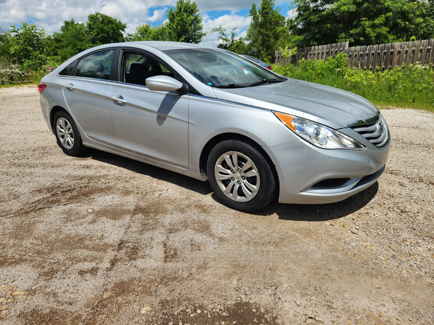 Silver Hyundai Sonata Sedan - photo 4
