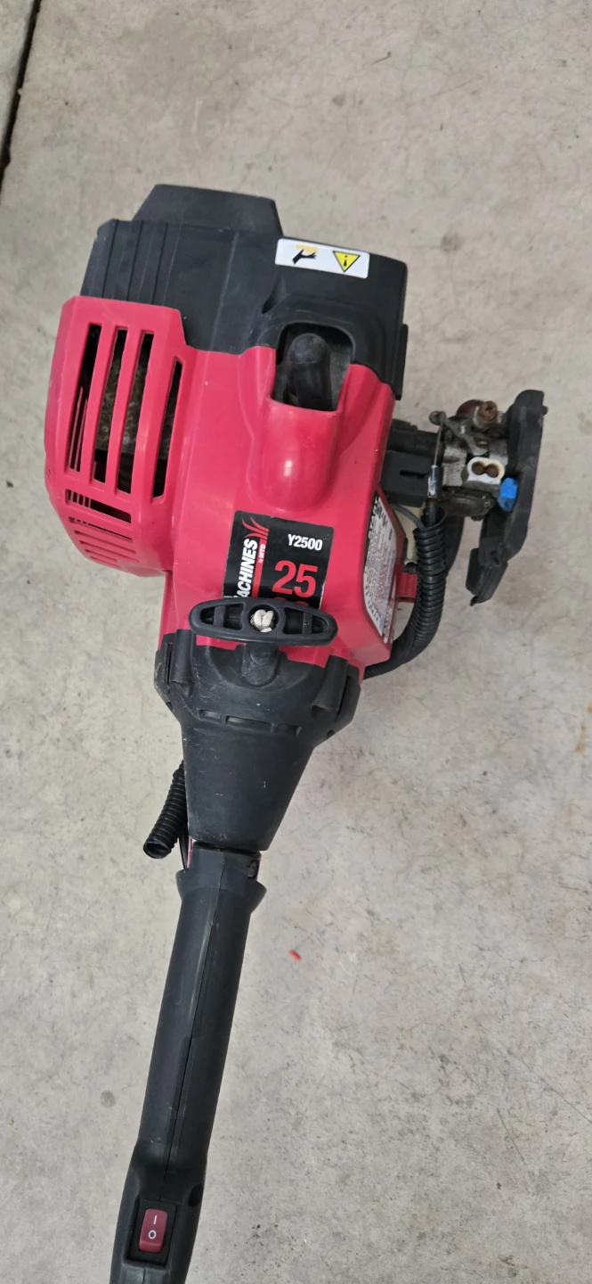 Machines Y2500 String Trimmer