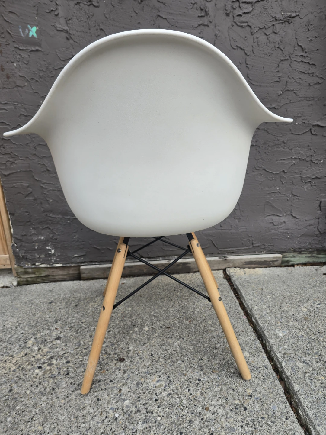 White side chair - photo 3