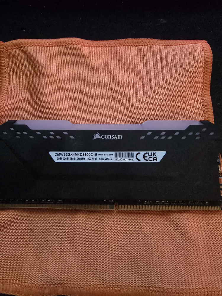 Corsair Vengeance RGB Pro DDR4 32GB (8GBx4) 3600MHz RAM - photo 2