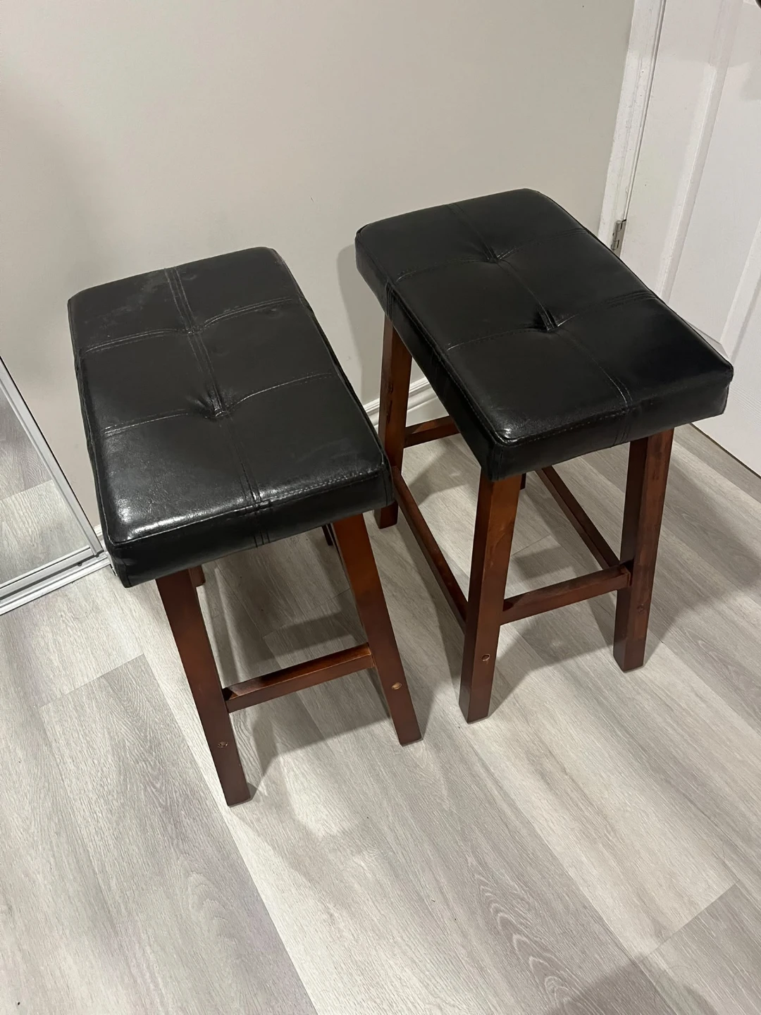 Set of 2 Black Faux Leather Counter Stools
