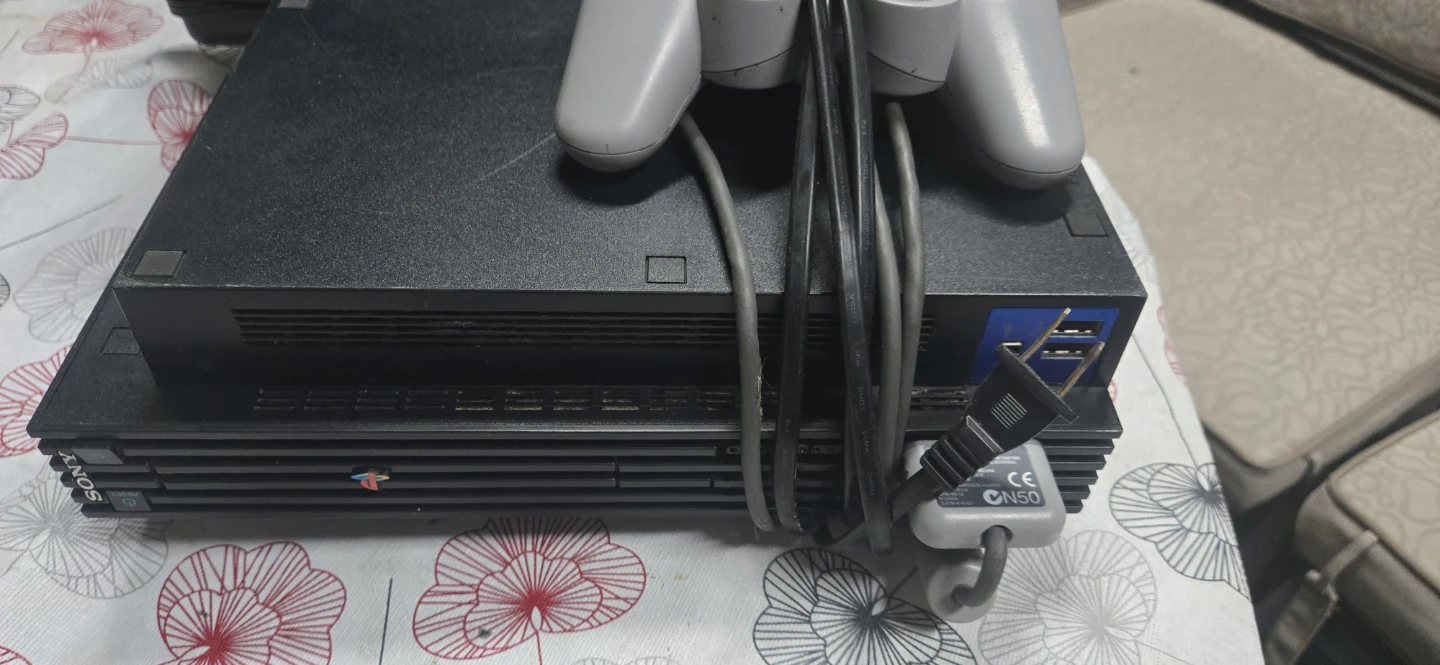 Sony PlayStation 2 Console - photo 2