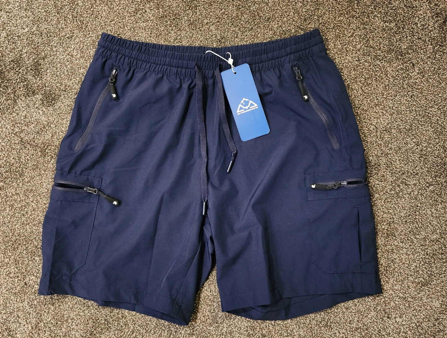 Outdoor Sports Navy Cargo Shorts - Size M