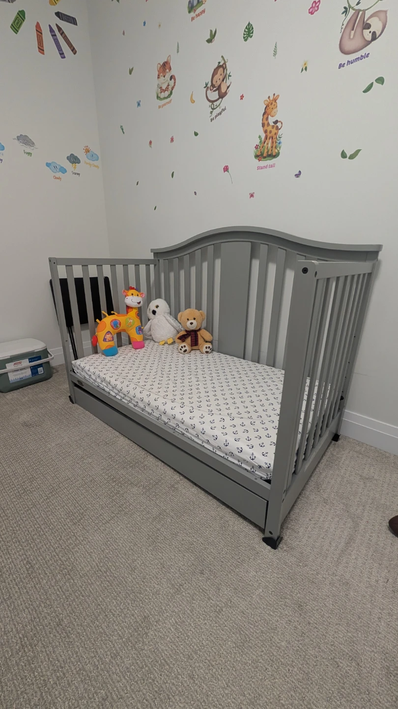 Graco Grey Crib with Drawer