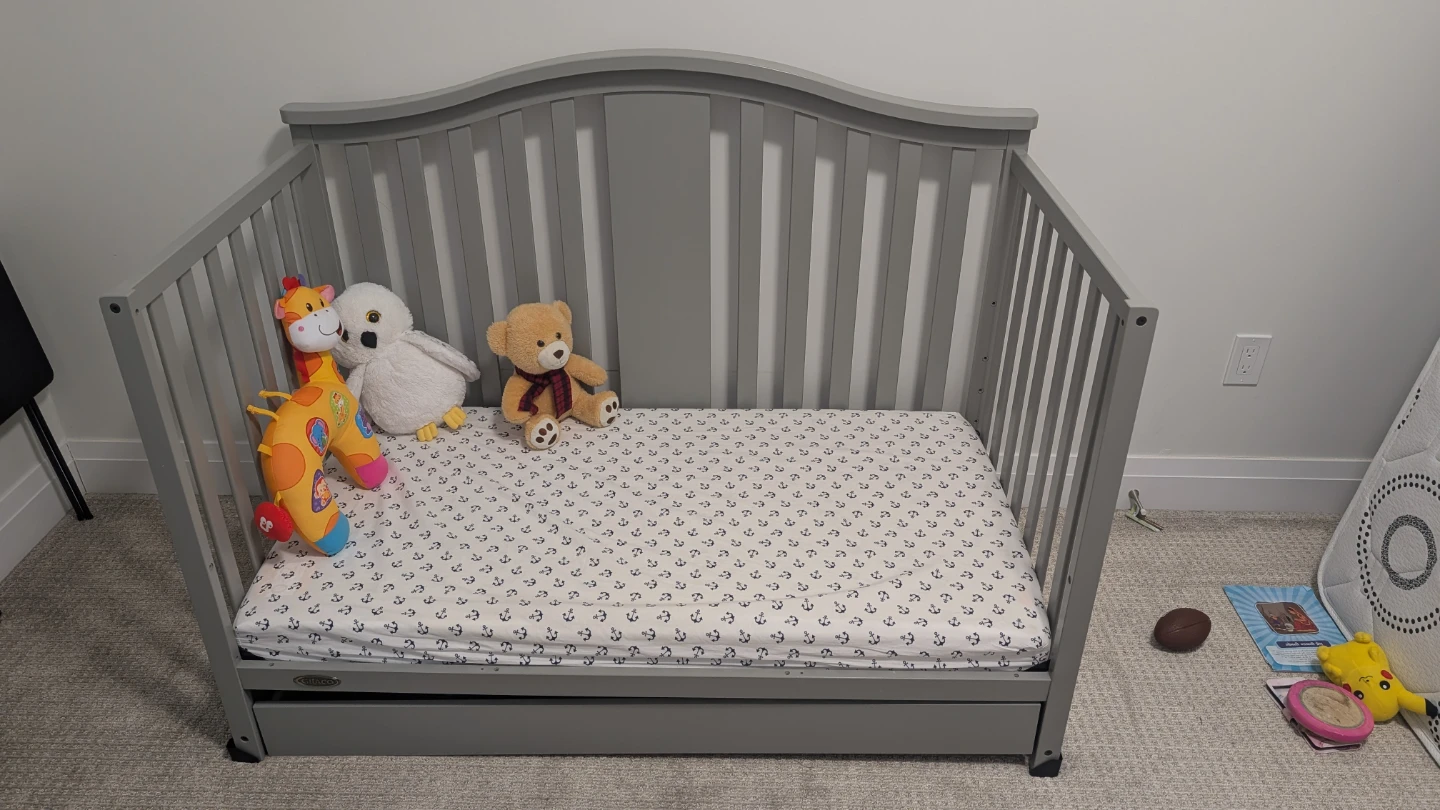 Graco Grey Crib with Drawer - photo 2