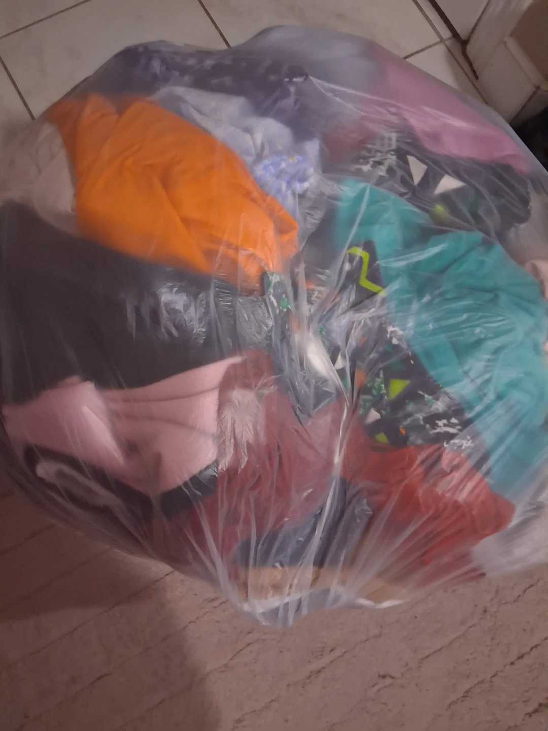 Bag of assorted teen girl clothes - photo 3