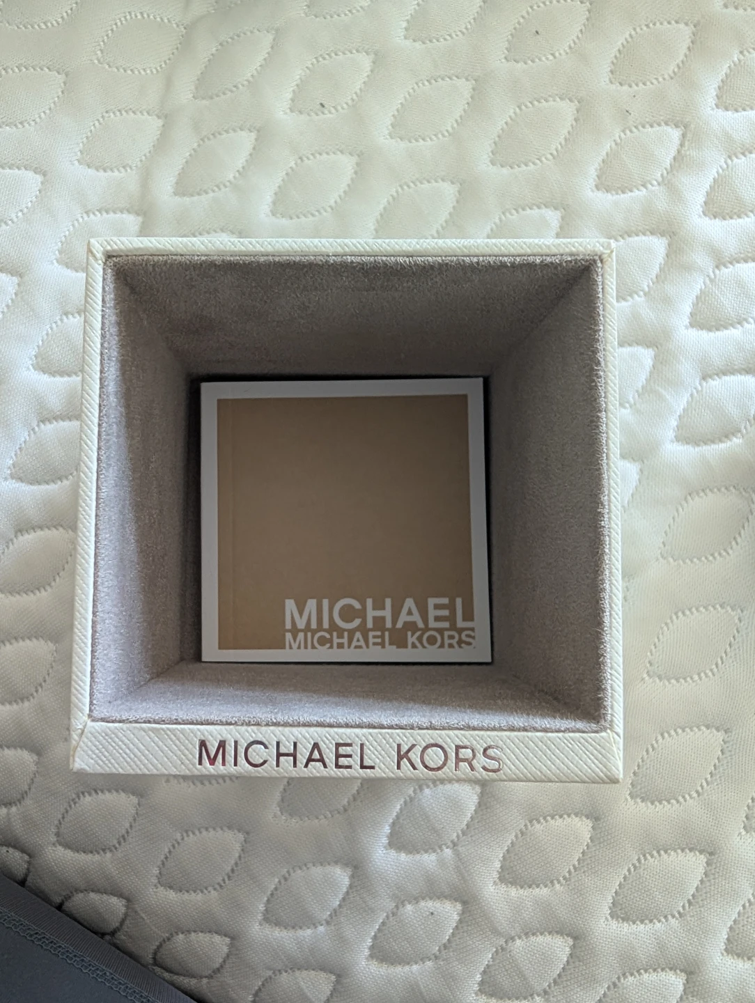 Michael Kors Ladies Watch - photo 3