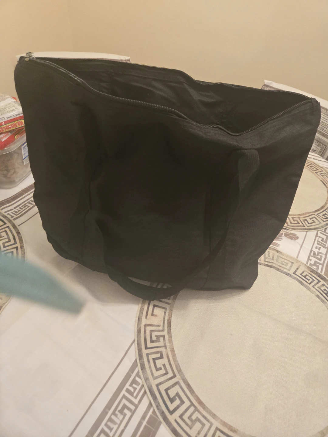 Roots Black Duffel Bag - photo 2