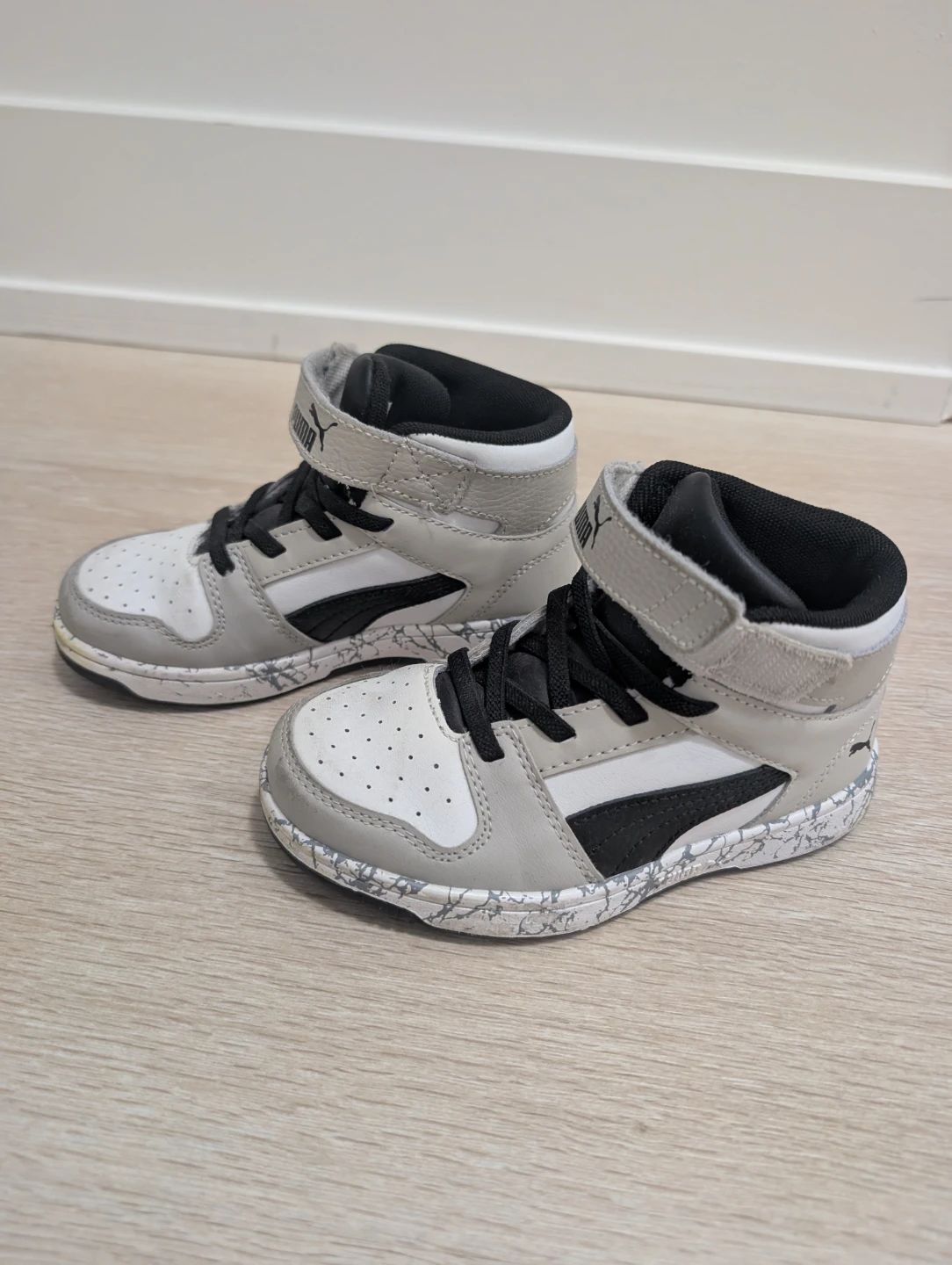 Puma Rebound LayUp Mid toddler sneakers - photo 3