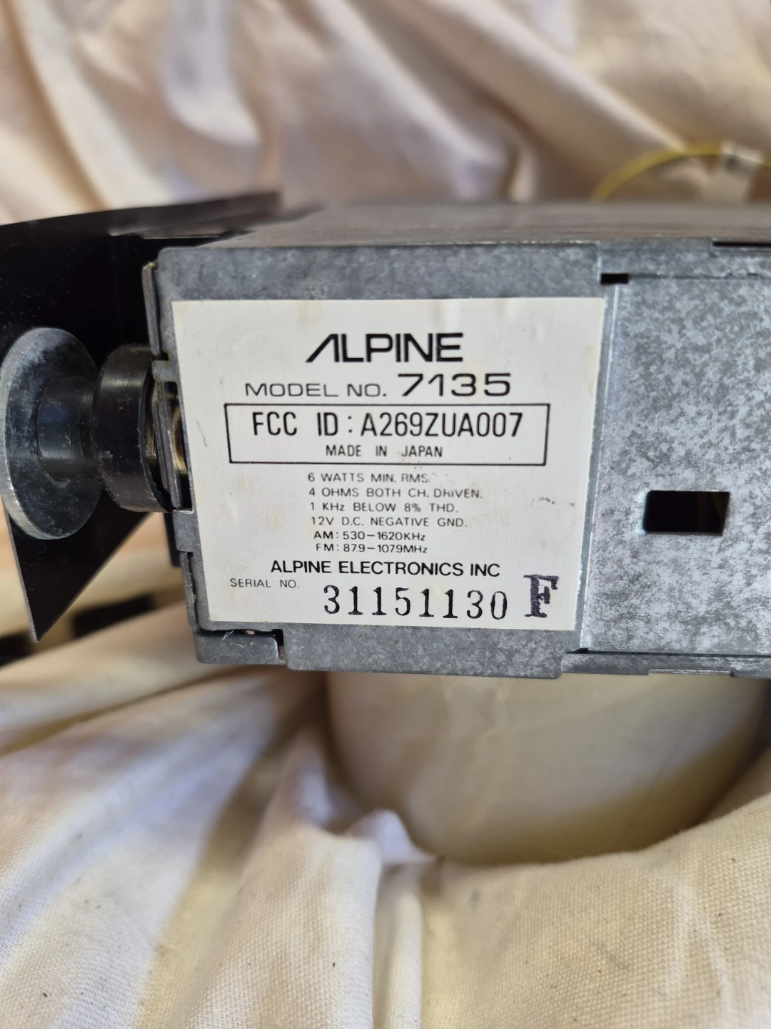 Alpine 7135 Digital PLL Frequency Synthesizer Car Stereo - photo 2