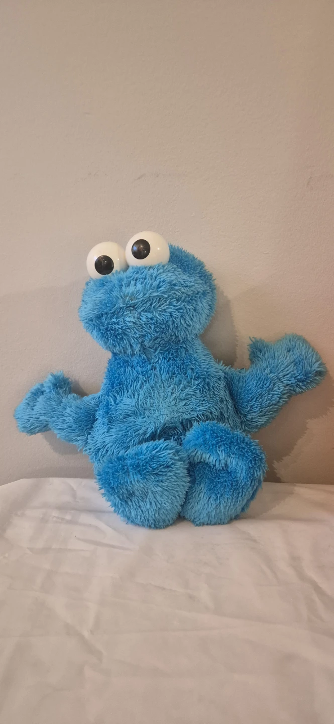 Sesame Street Elmo and Cookie Monster Plush Toys - photo 3