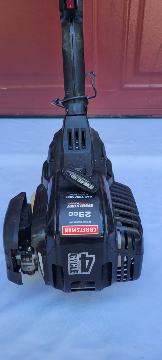 Craftsman 4-cycle 29cc Gas Trimmer & 18" Hedge Trimmer