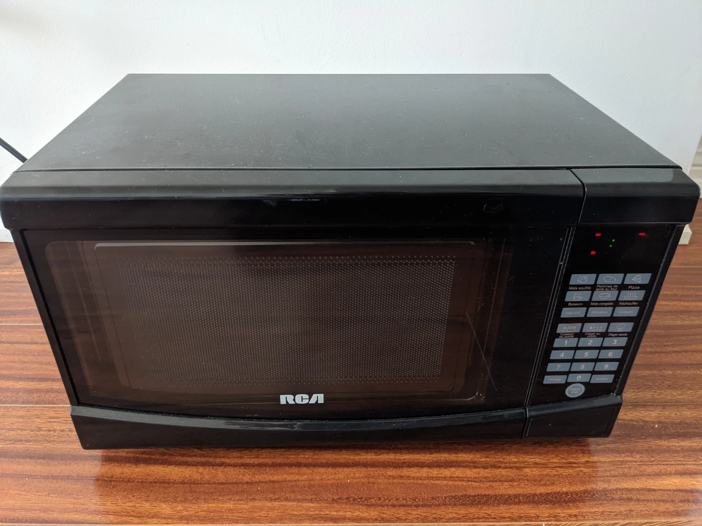 RCA Microwave Oven - heating but plate not rotating
