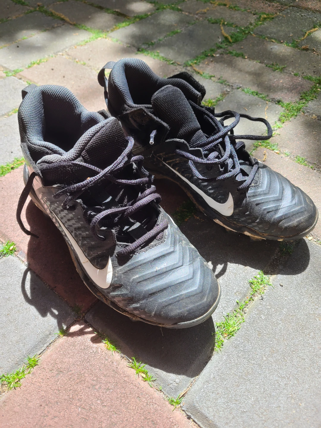 Nike Alpha Men's Football Cleats