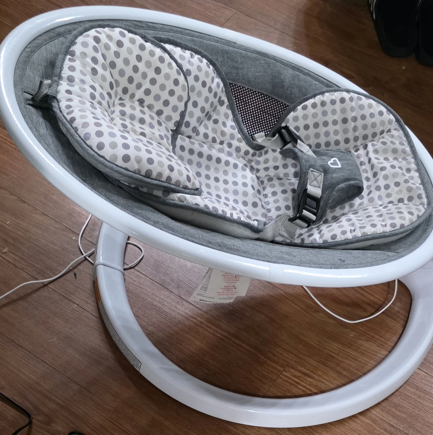 Munchkin Bluetooth Baby Swing with 5 Speeds - photo 3