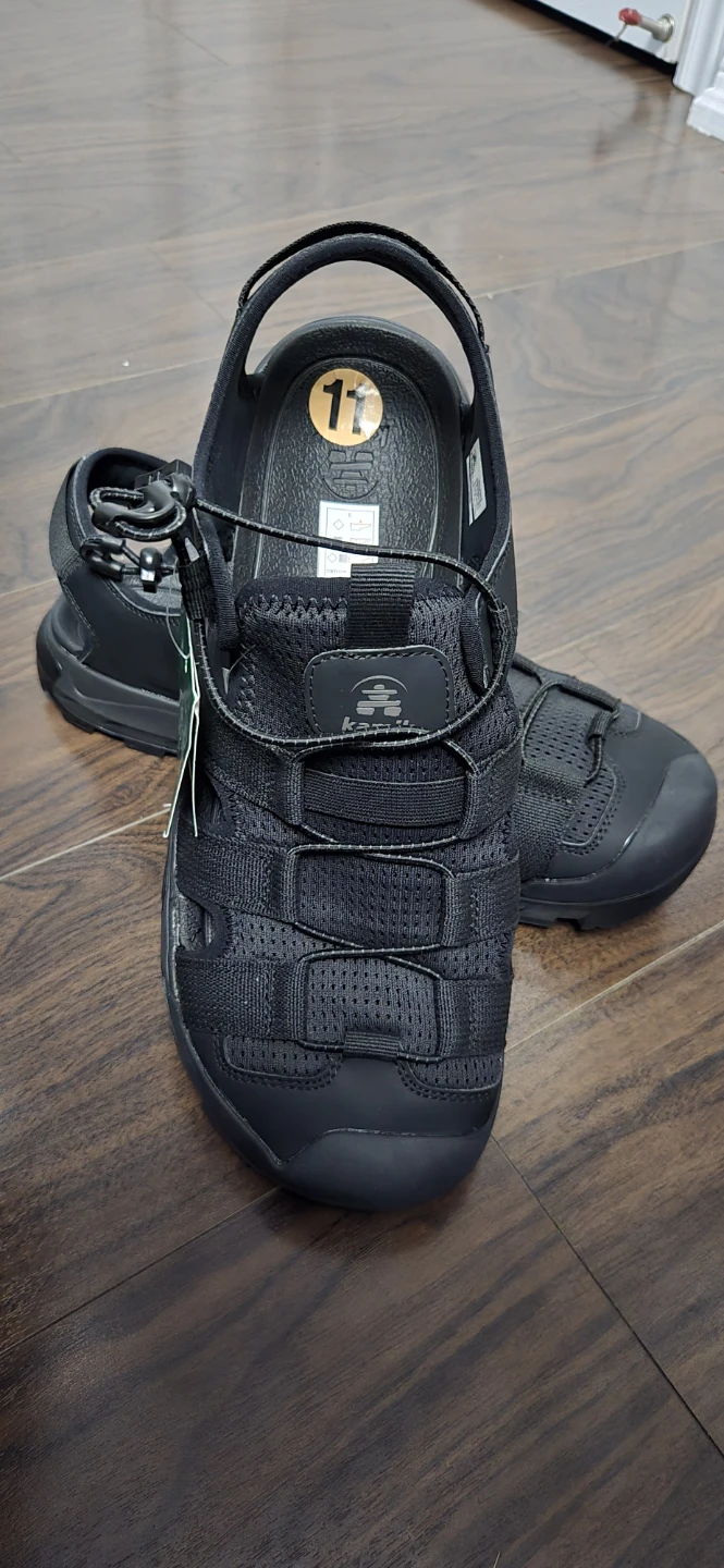 BRAND NEW - Kamik Black Sport Sandals Size 11