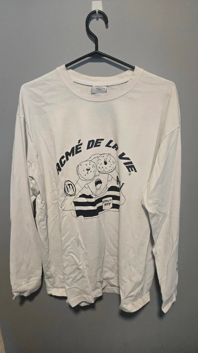 Acme de la Vie ADLV White Long Sleeve T-Shirt need gone asap