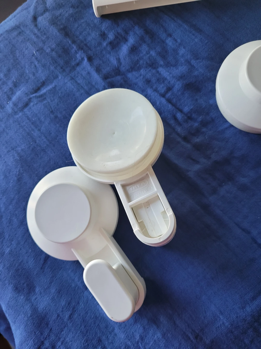 IKEA TISKEN Hooks with Suction Cups - White (Set of 6) - photo 3