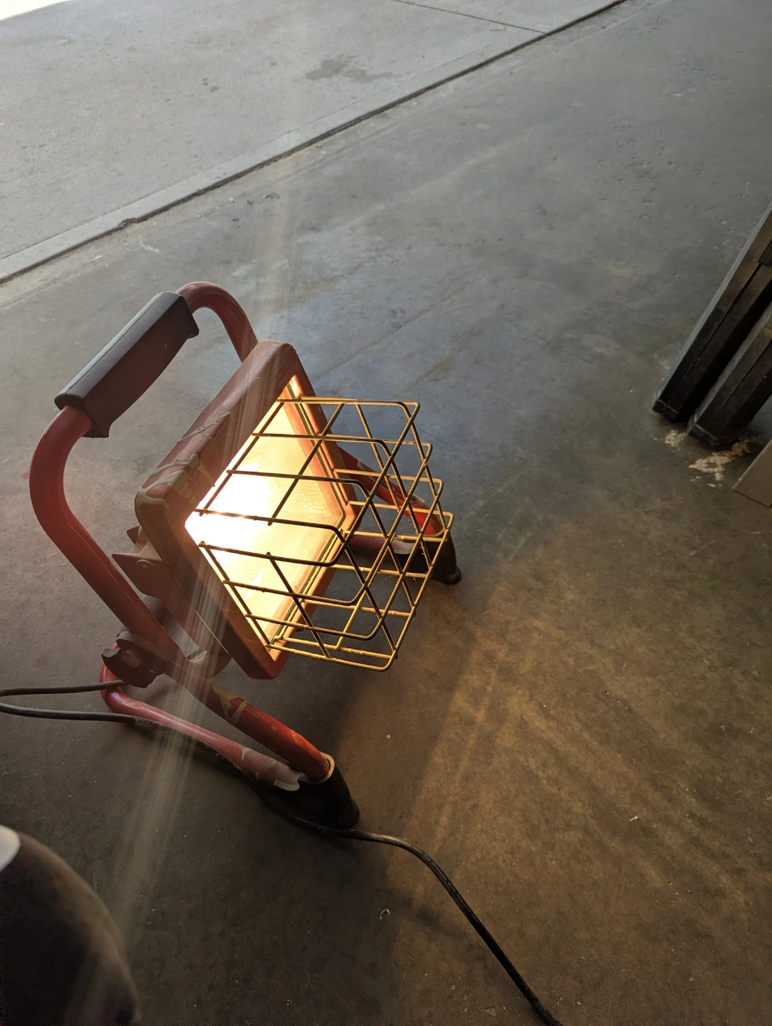 Portable Halogen Work Light - photo 4