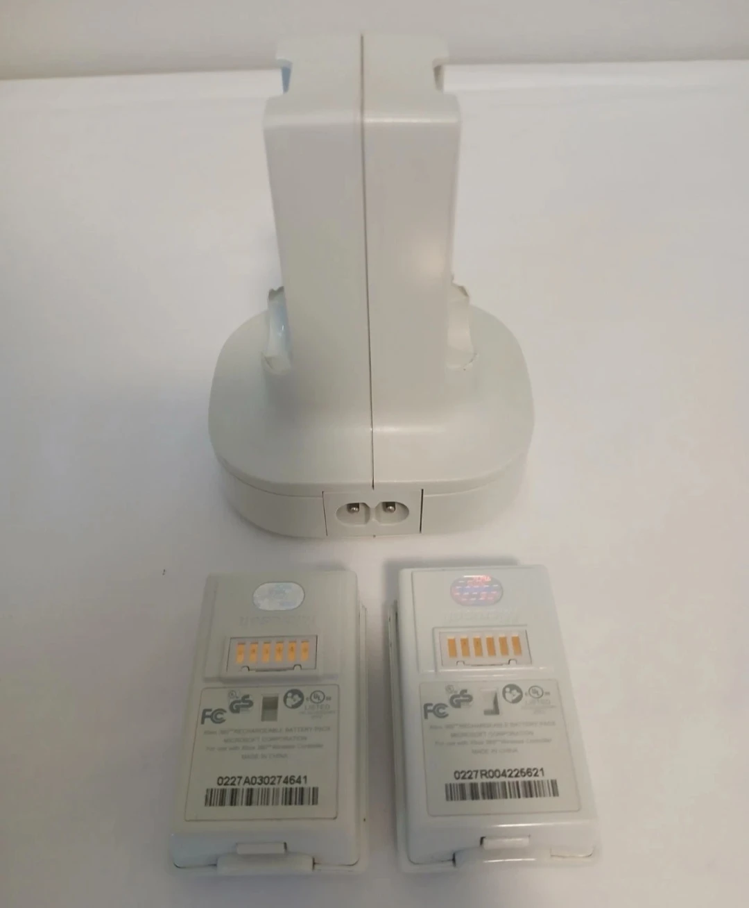 XBOX 360 QUICK KIT V85 & 2 OEM Xbox rechargeable batteries - photo 2