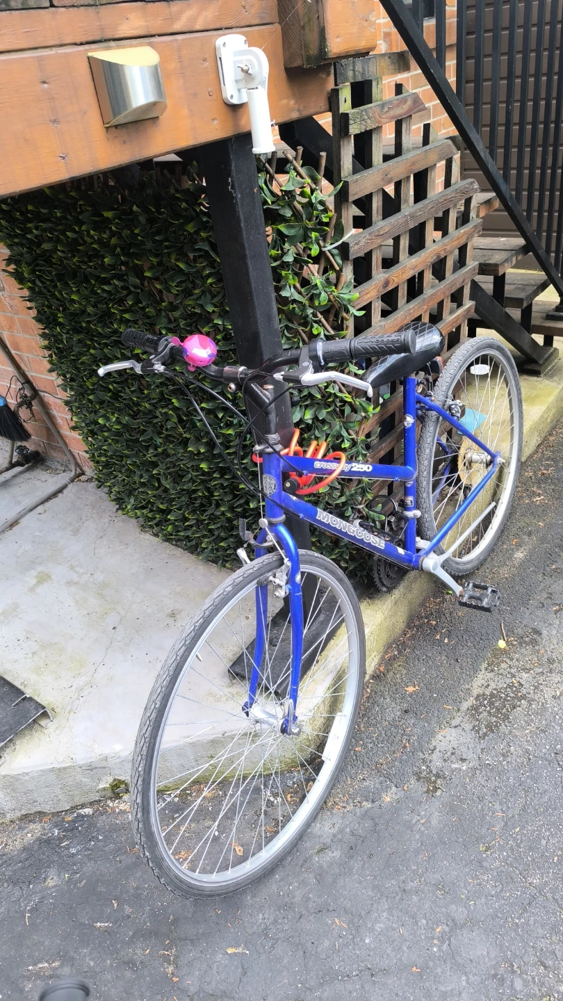 2 Hybrid city bikes for couple - photo 5