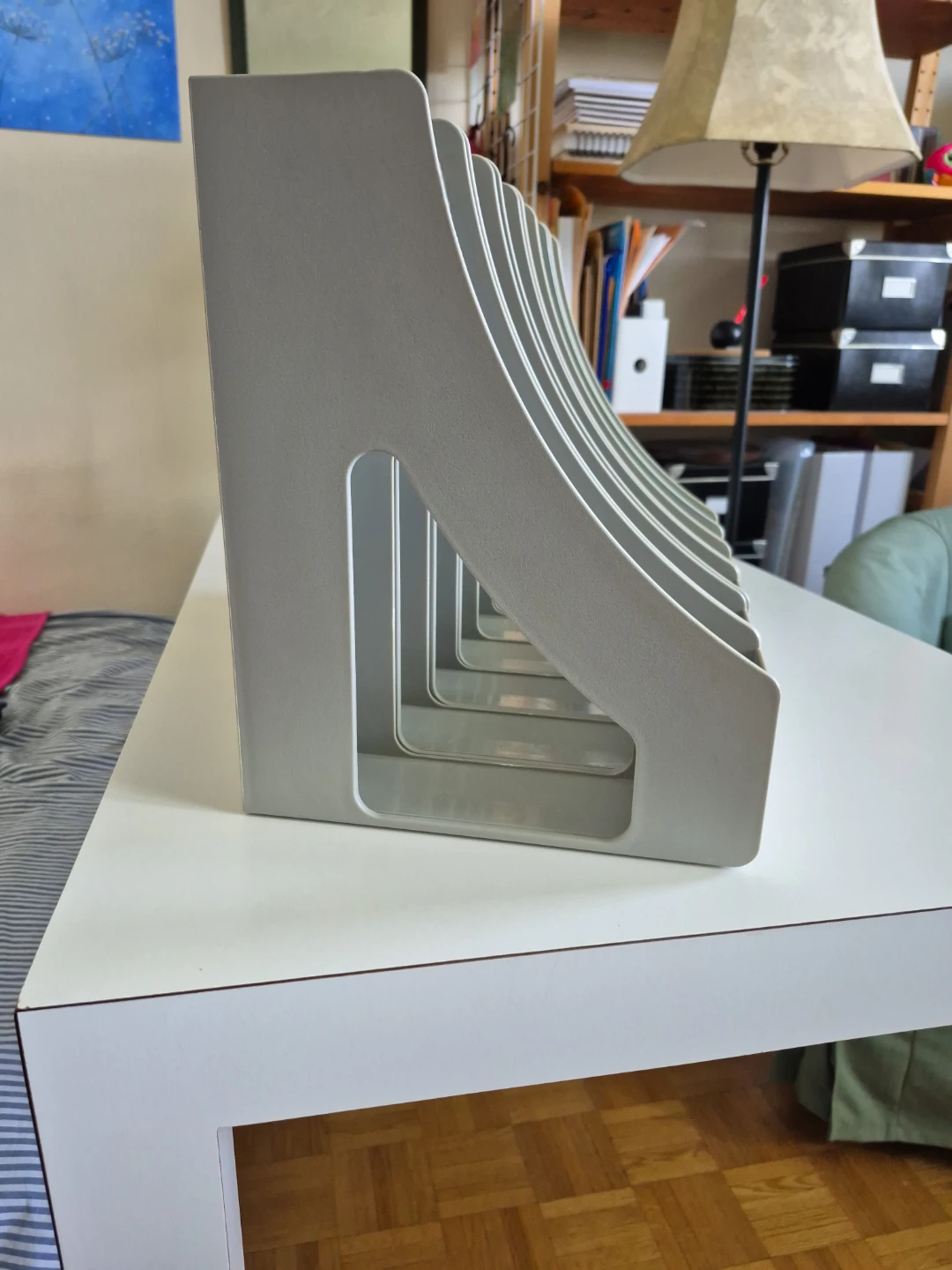 6 Magazine file folders/holders: Strong, Made in Canada 🍁 - photo 4
