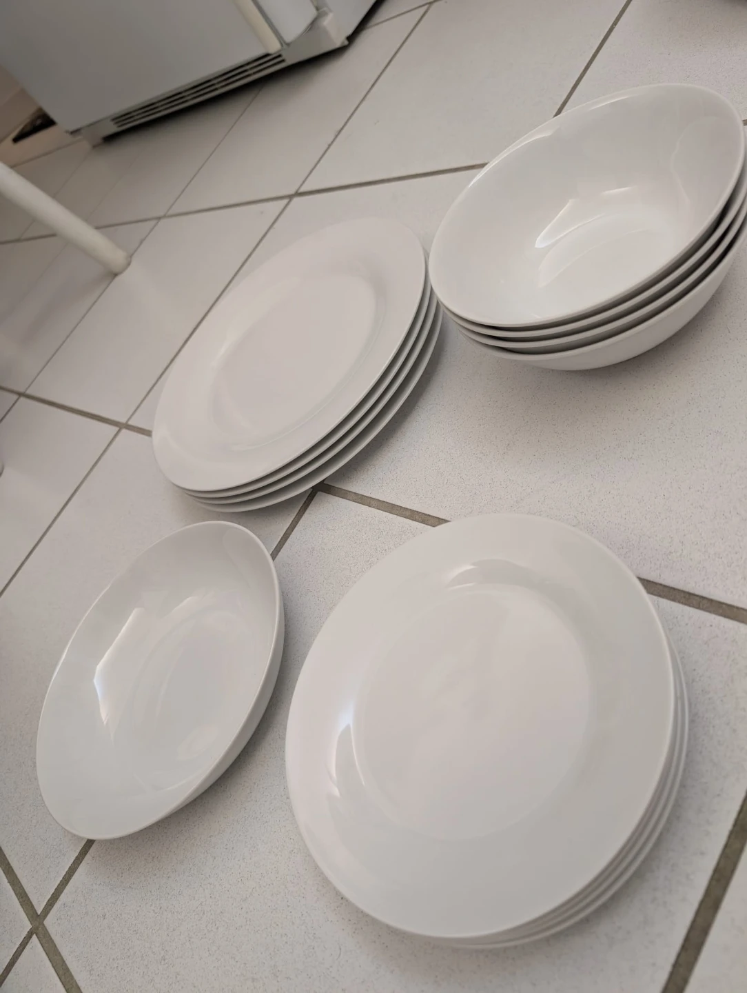 White Ceramic Dinner Plates and Bowls - photo 2