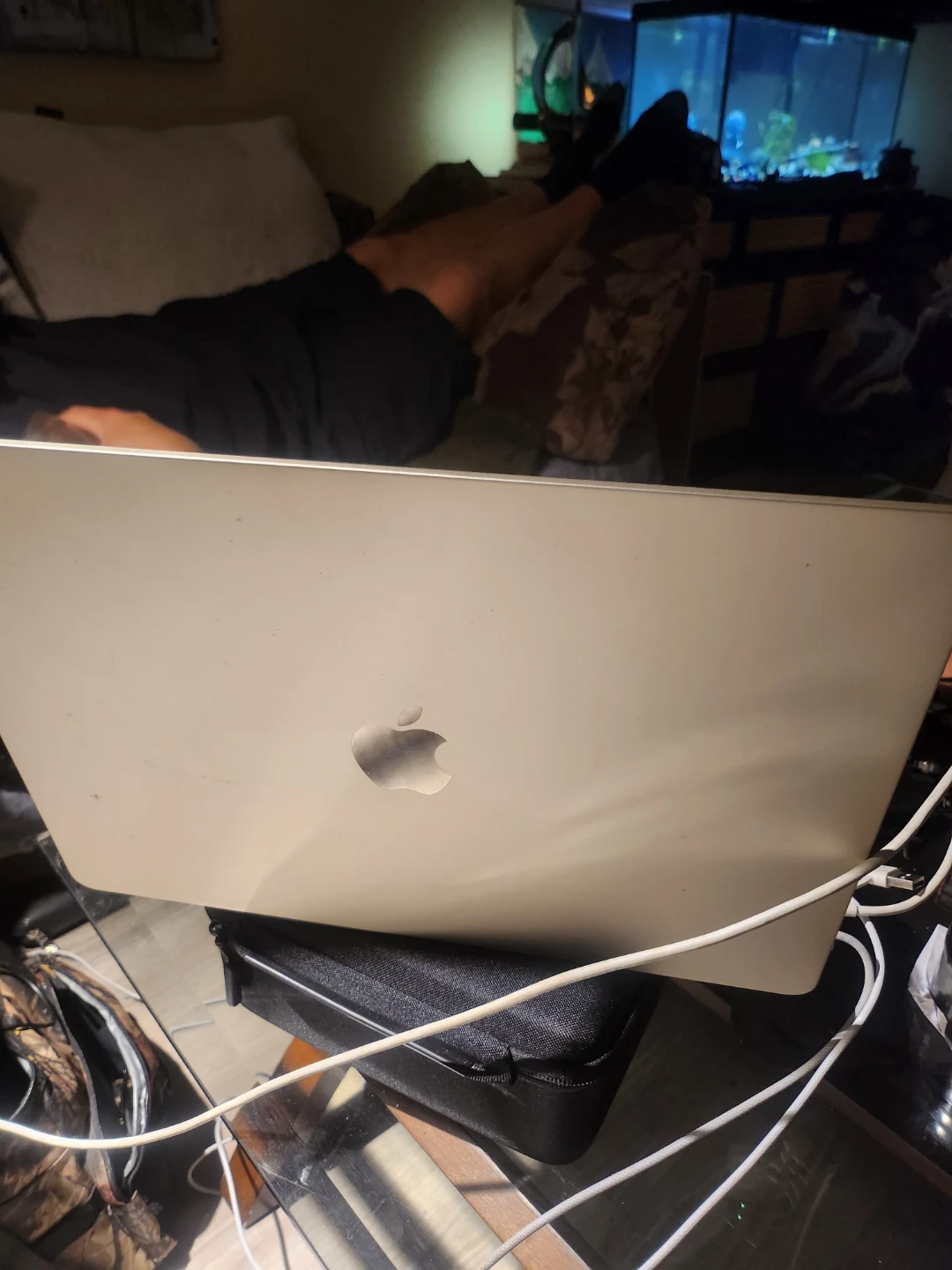 Apple MacBook Pro Laptop - photo 2