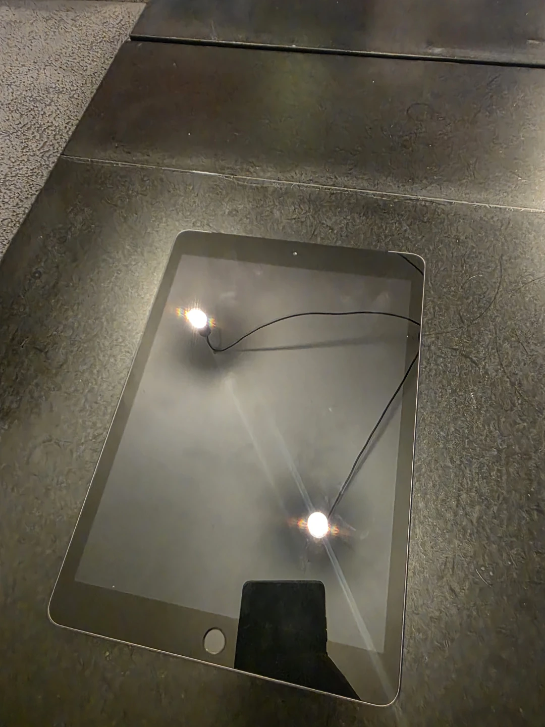 Apple iPad (8th generation) 32 GB - photo 2