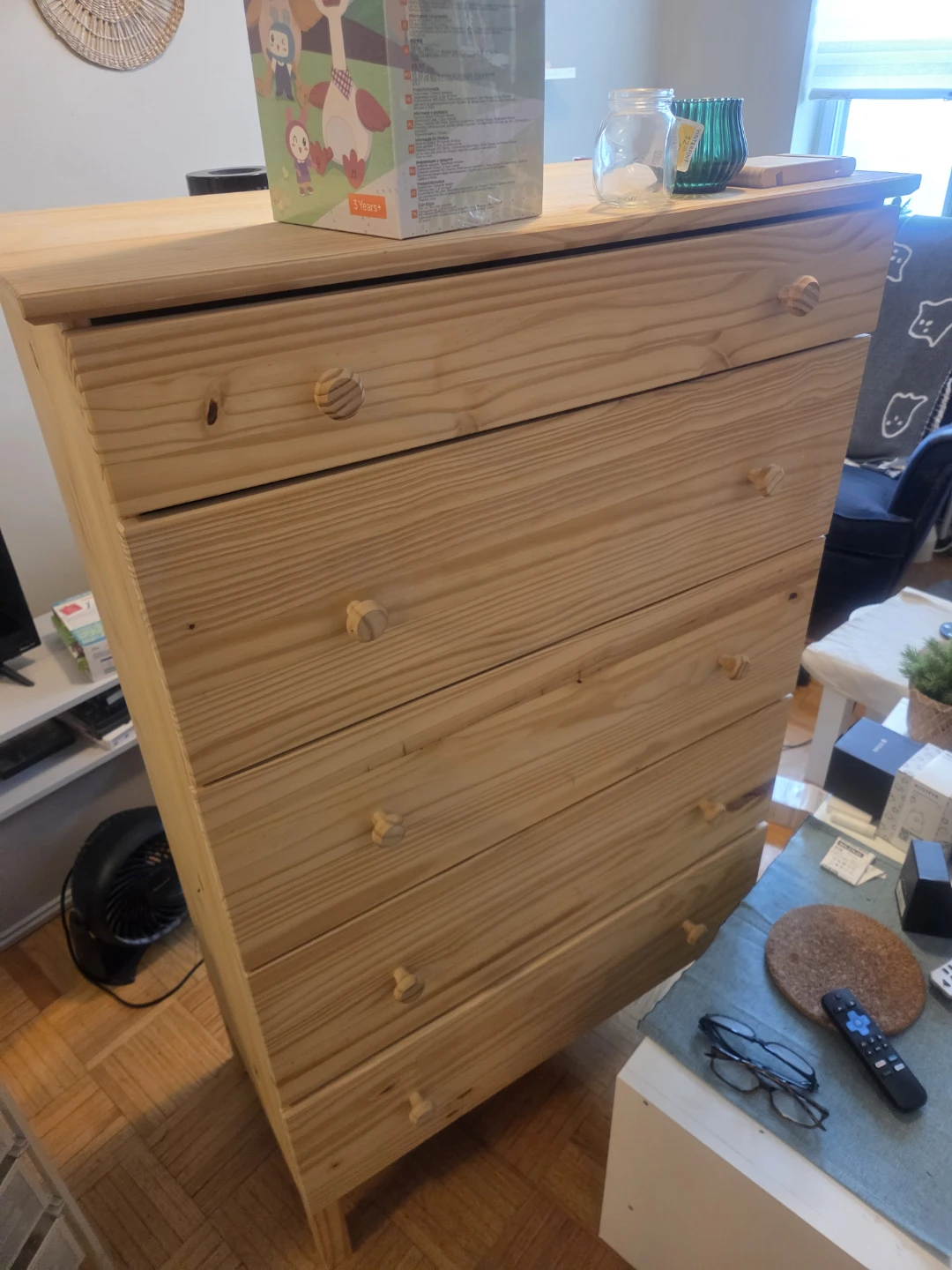 Wooden Dresser with 5 Drawers