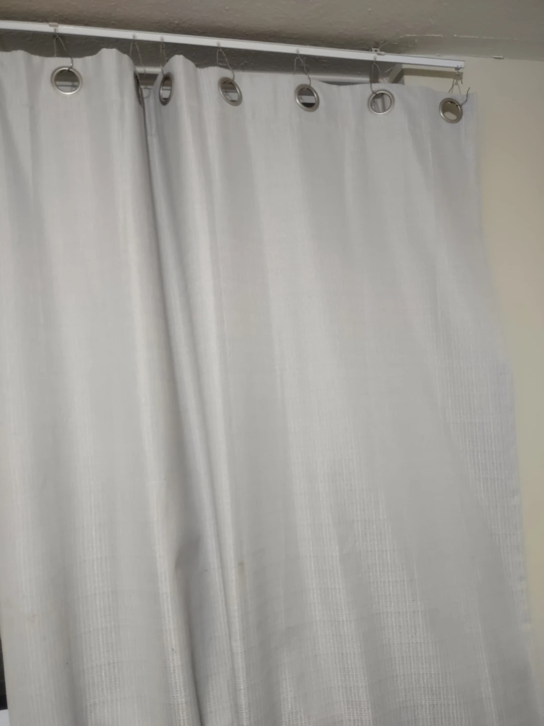 Commonwealth Curtains