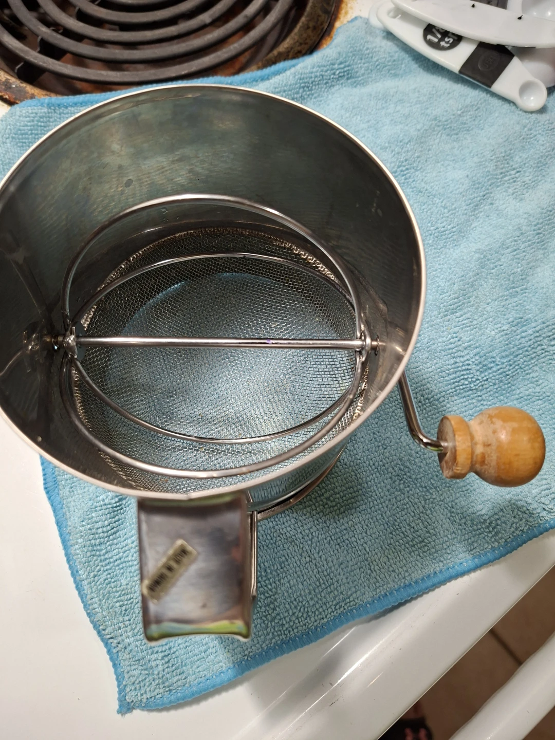 Stainless Steel Flour Sifter - photo 3