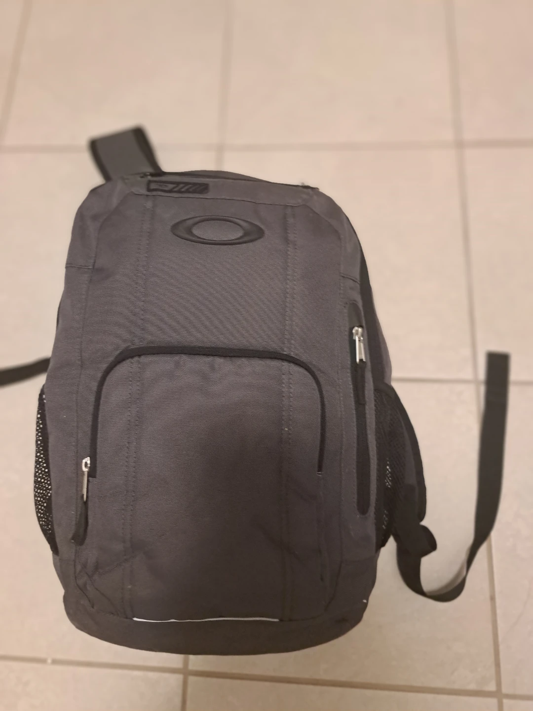 Oakley Grey Backpack - photo 3